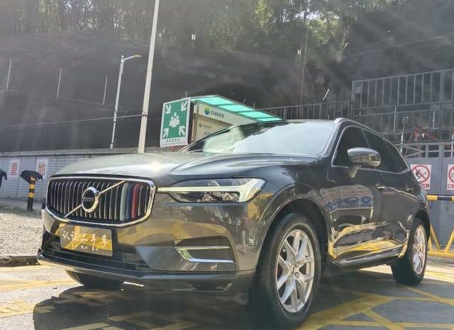 6781e41cbce67 Volvo XC60, 2021