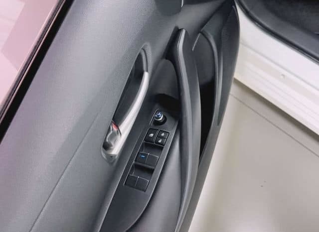 
								Toyota Corolla (XII), 2020 full									