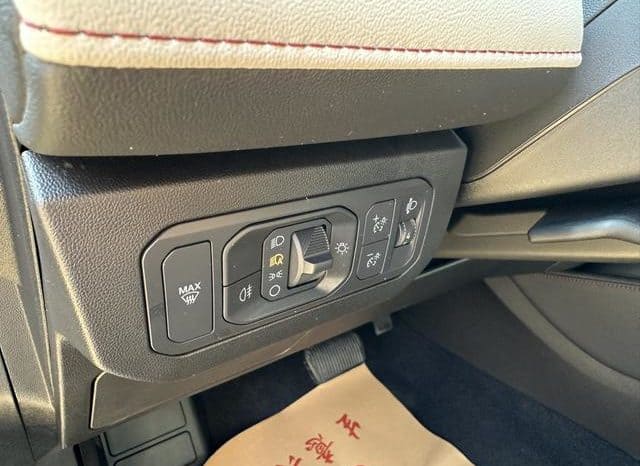 
								Ford Mondeo (V), 2022 full									