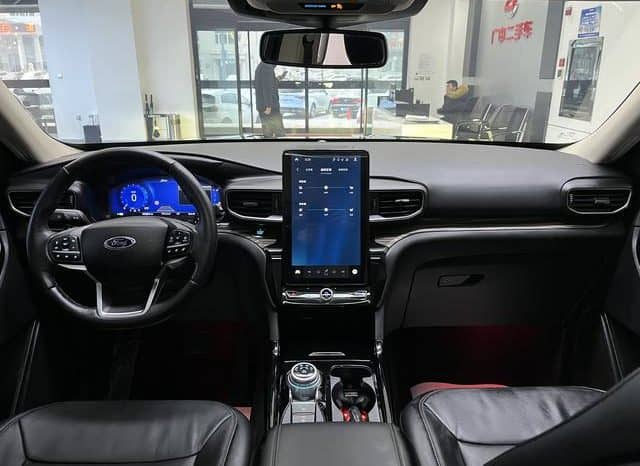 
								Ford Explorer (VI), 2021 full									