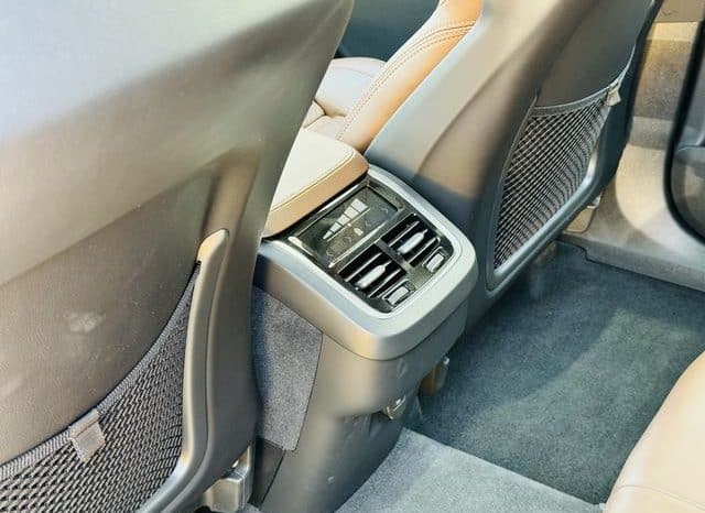 
								Volvo XC90, 2023 full									
