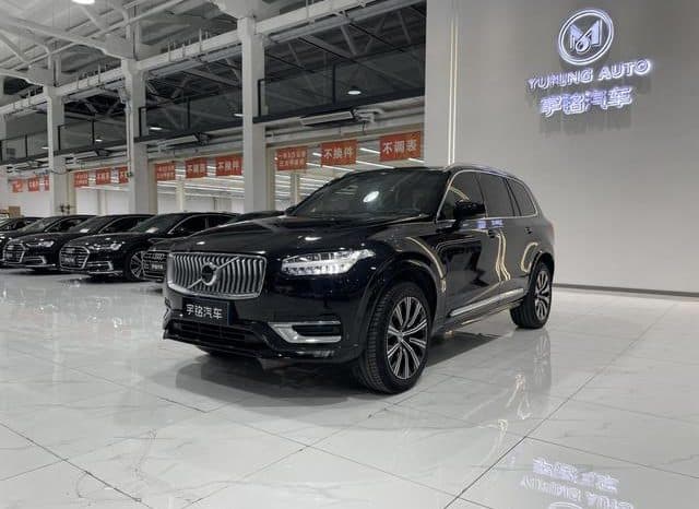 67832e0379b49 Volvo XC90, 2022