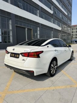 
										Nissan Altima (VI), 2021 full									