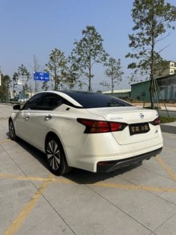 
										Nissan Altima (VI), 2021 full									