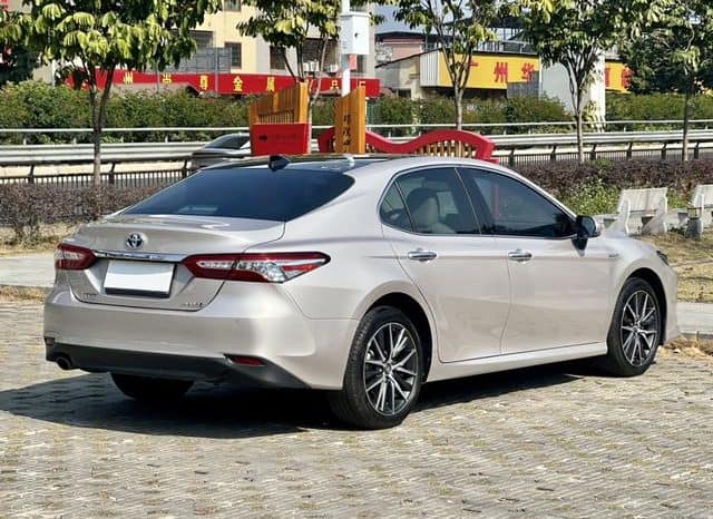 
								Toyota Camry, 2023 full									