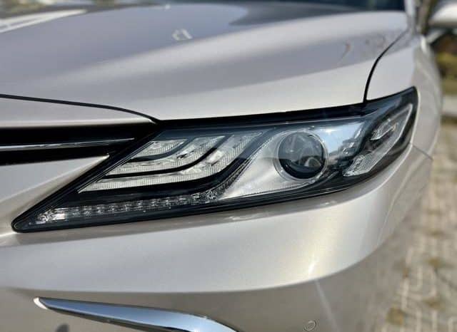 
								Toyota Camry, 2023 full									