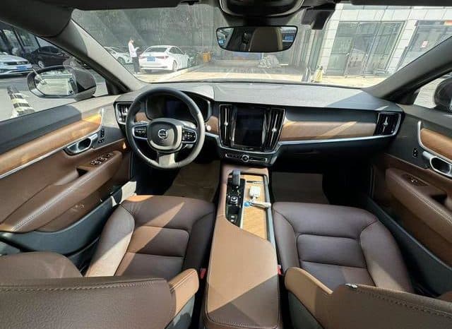 
								Volvo S90, 2023 full									