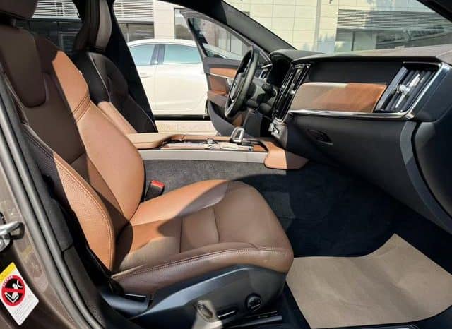 
								Volvo S90, 2023 full									
