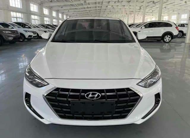 
								Hyundai Elantra (VI), 2020 full									