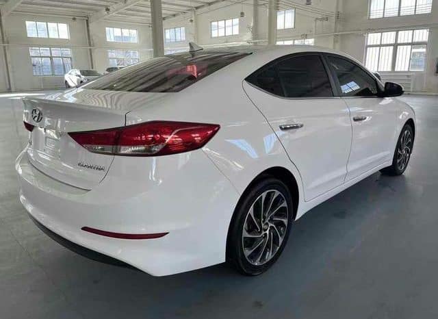 
								Hyundai Elantra (VI), 2020 full									