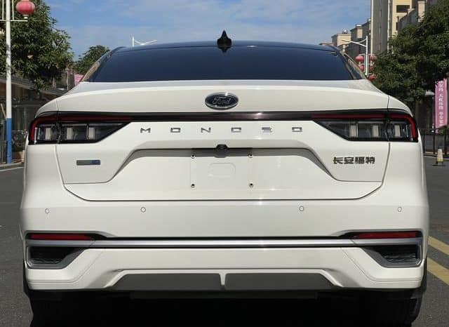 
								Ford Mondeo (V), 2022 full									