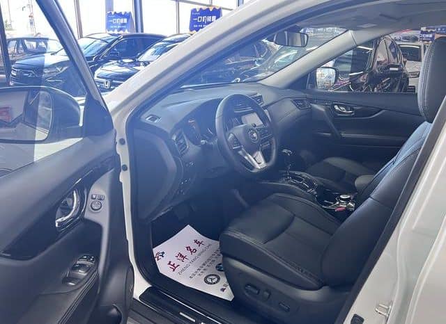 
								Nissan X-Trail (III), 2020 full									