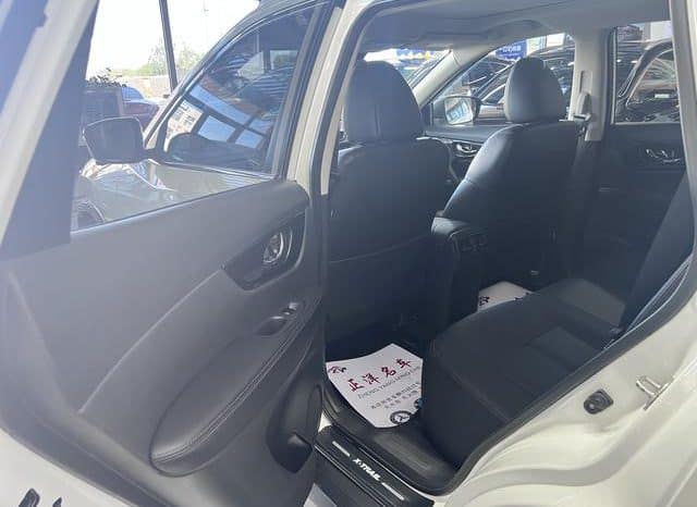 
								Nissan X-Trail (III), 2020 full									