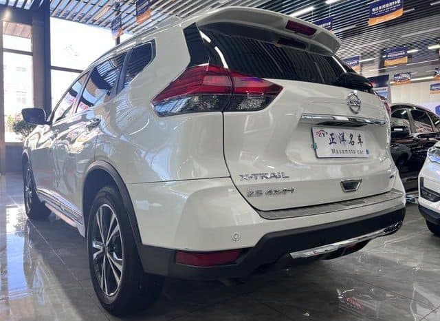 
								Nissan X-Trail (III), 2020 full									