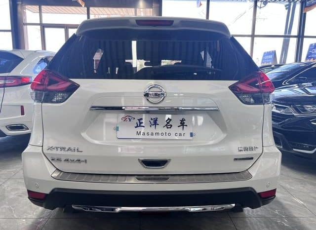 
								Nissan X-Trail (III), 2020 full									