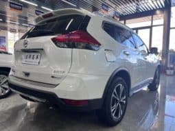 
										Nissan X-Trail (III), 2020 full									