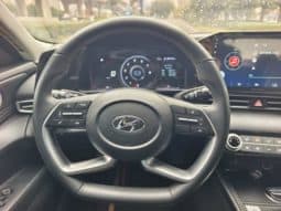 
										Hyundai Elantra (VII), 2022 full									