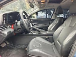 
										Hyundai Elantra (VII), 2022 full									