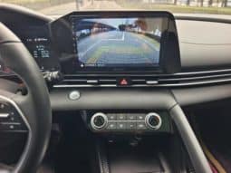 
										Hyundai Elantra (VII), 2022 full									