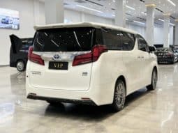 
										Toyota Vellfire (II), 2021 full									