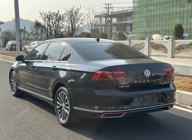 
								Volkswagen Magotan, 2021 full									