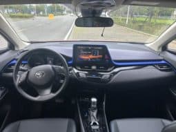 
										Toyota C-HR, 2020 full									