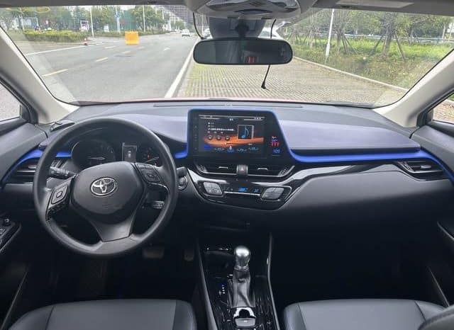 
								Toyota C-HR, 2020 full									