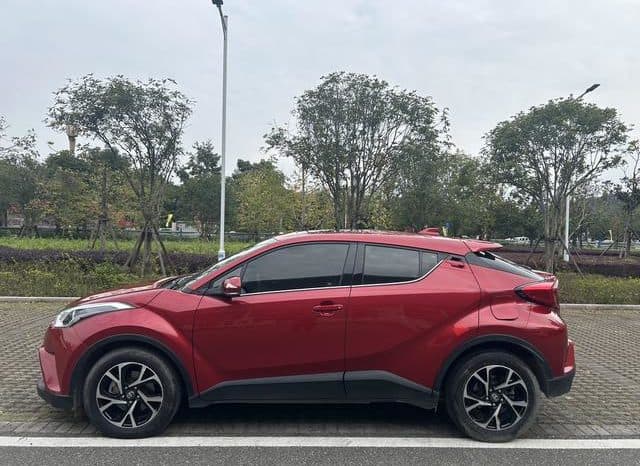 
								Toyota C-HR, 2020 full									