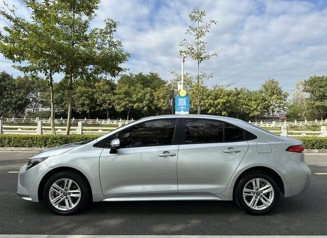 
								Toyota Levin, 2021 full									