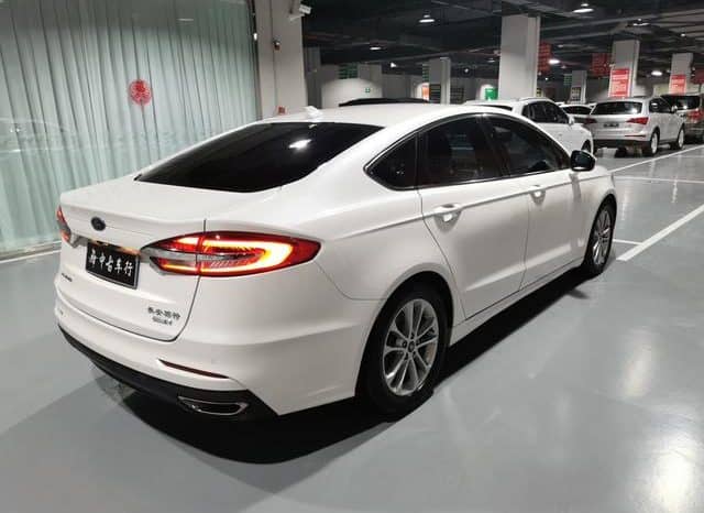 
								Ford Mondeo (V), 2021 full									