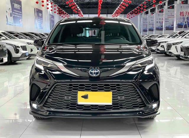 
								Toyota Granvia, 2023 full									