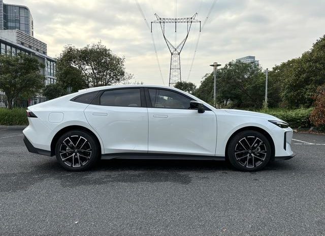 
								Changan UNI-V Smart, 2024 full									