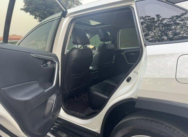 
								Toyota RAV4 (IV), 2021 full									
