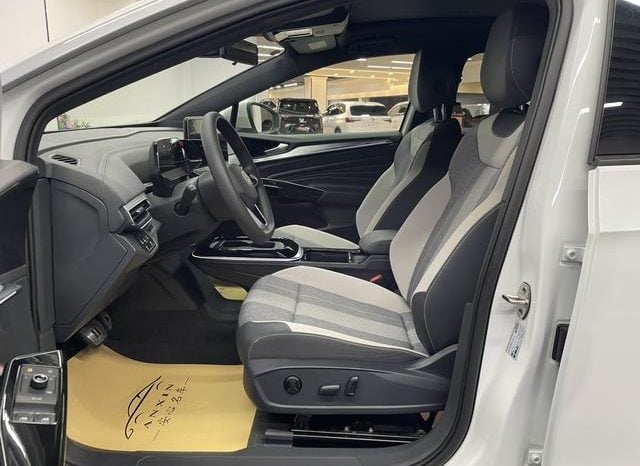 
								Volkswagen ID.4 CROZZ, 2023 full									