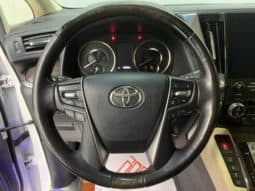 
										Toyota Vellfire, 2021 full									