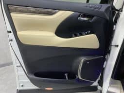 
										Toyota Vellfire, 2021 full									