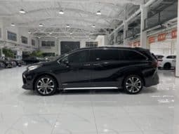 
										Toyota Granvia, 2024 full									