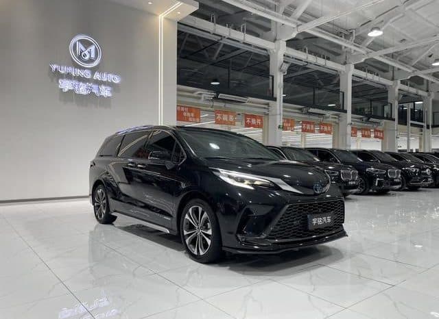 
								Toyota Granvia, 2024 full									