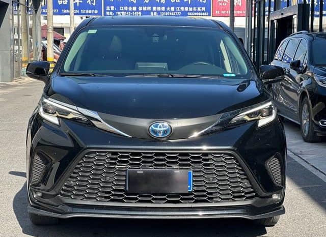
								Toyota Granvia, 2023 full									