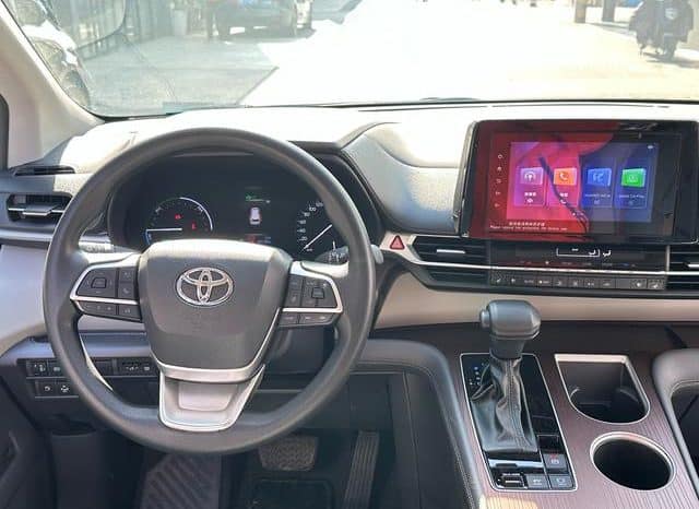 
								Toyota Granvia, 2023 full									