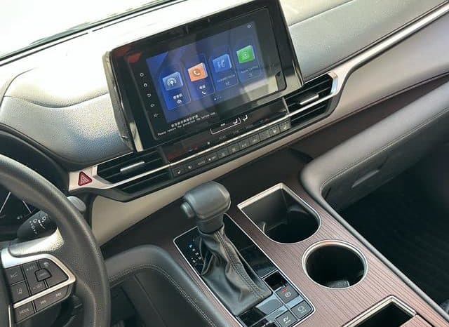 
								Toyota Granvia, 2023 full									