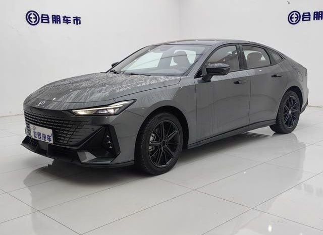 679773d67d36a Changan UNI-V Smart, 2023