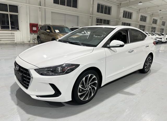 67977ad2b179d Hyundai Elantra (VI), 2020