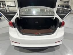 
										Hyundai Elantra (VI), 2020 full									
