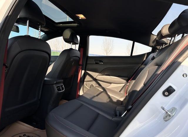 
								Hyundai Elantra (VI), 2020 full									