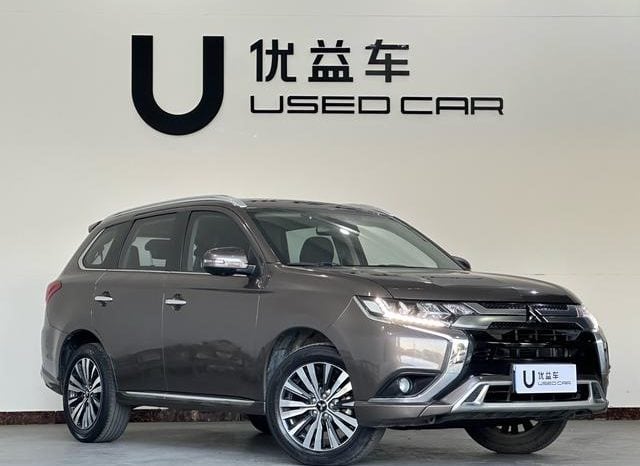 
								Mitsubishi Outlander II, 2022 full									