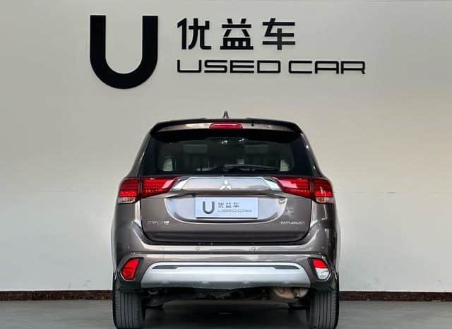 
								Mitsubishi Outlander II, 2022 full									