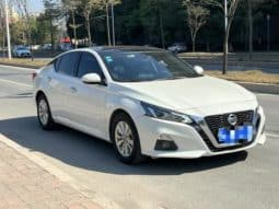 
										Nissan Altima (VI), 2020 full									