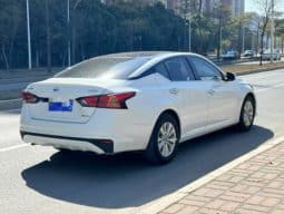 
										Nissan Altima (VI), 2020 full									