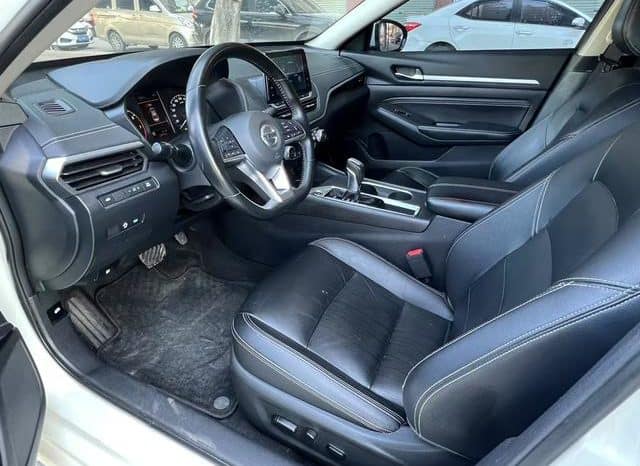 
								Nissan Altima (VI), 2020 full									